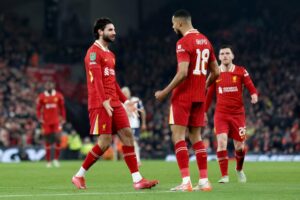 Liverpool thẳng tiến vào chung kết Carabao Cup